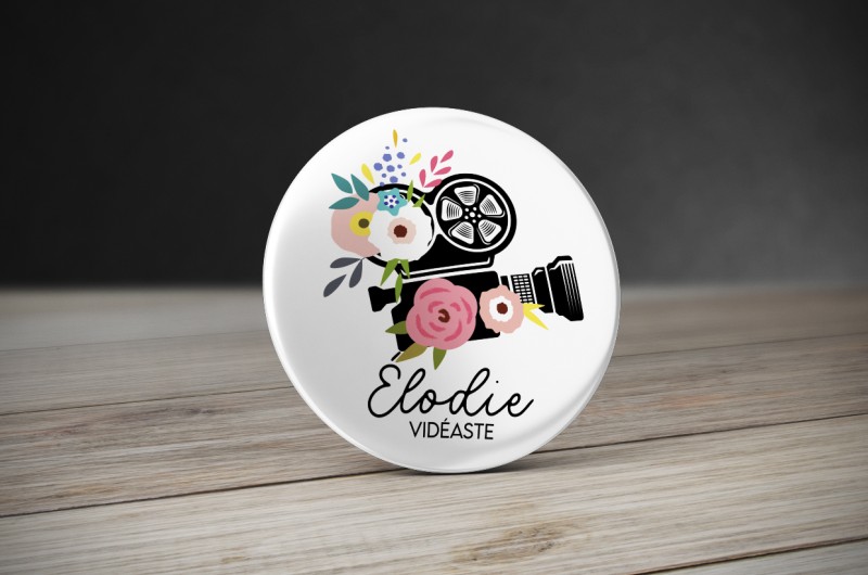 Badge Métier Vidéaste fleuri