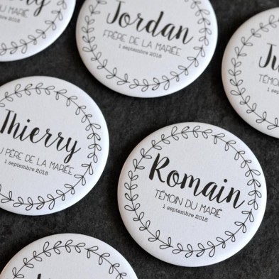 Badge Mariage Couronne de fleurs